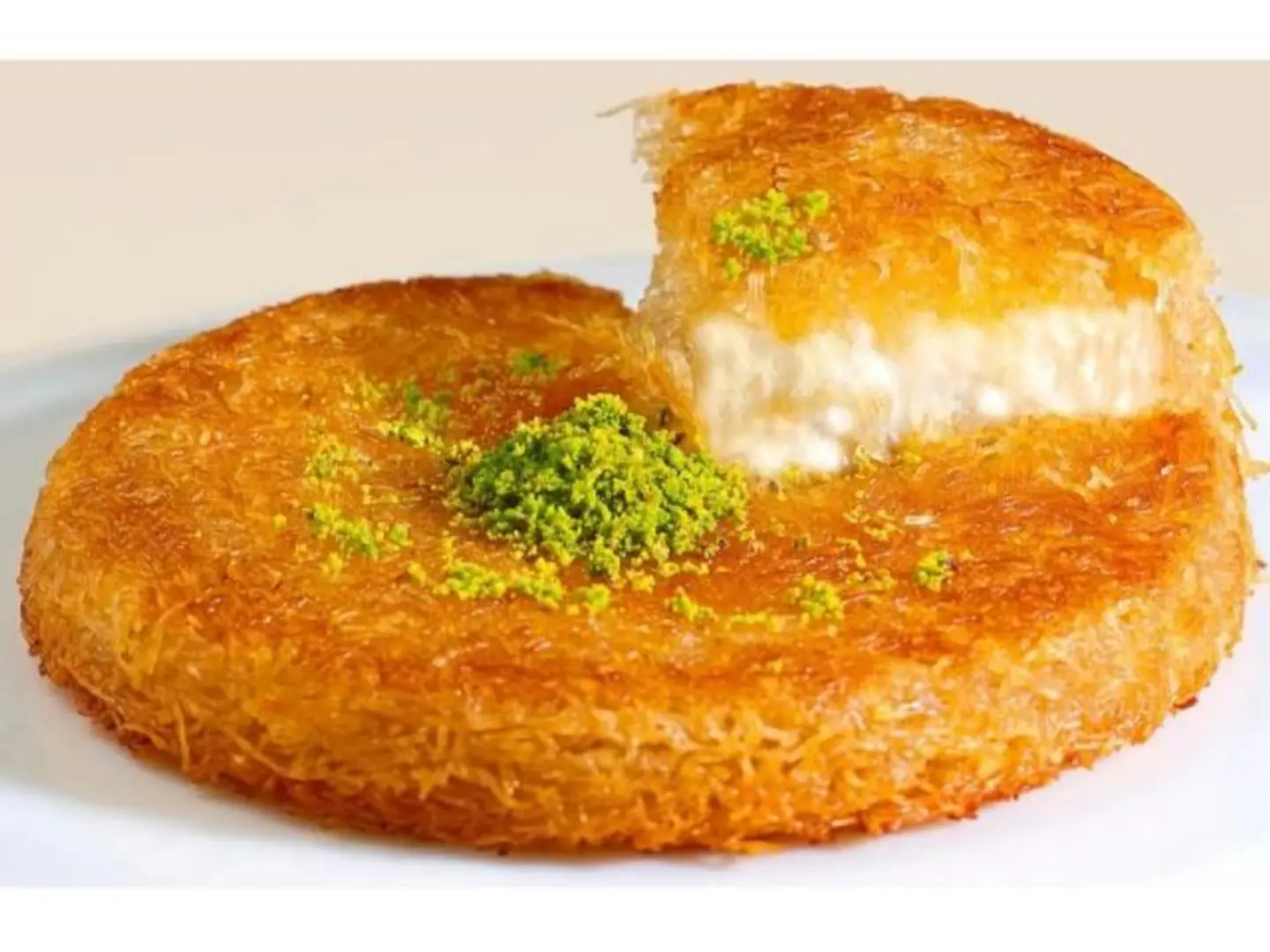 كنافة بالقشطة