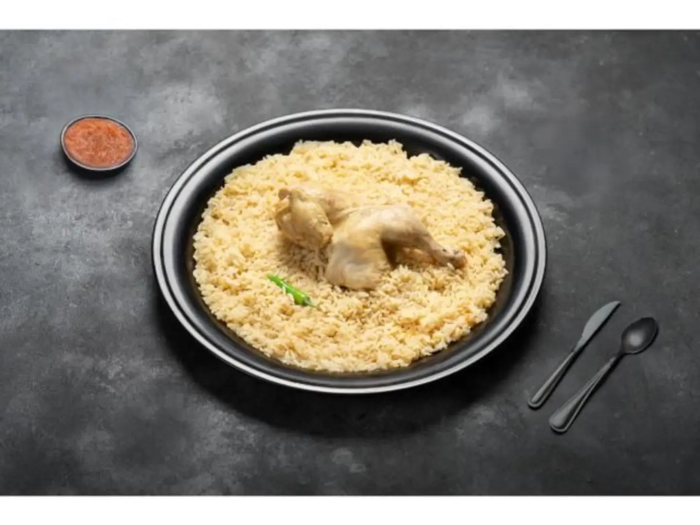 نص مضغوط دجاج العقبة ابيض