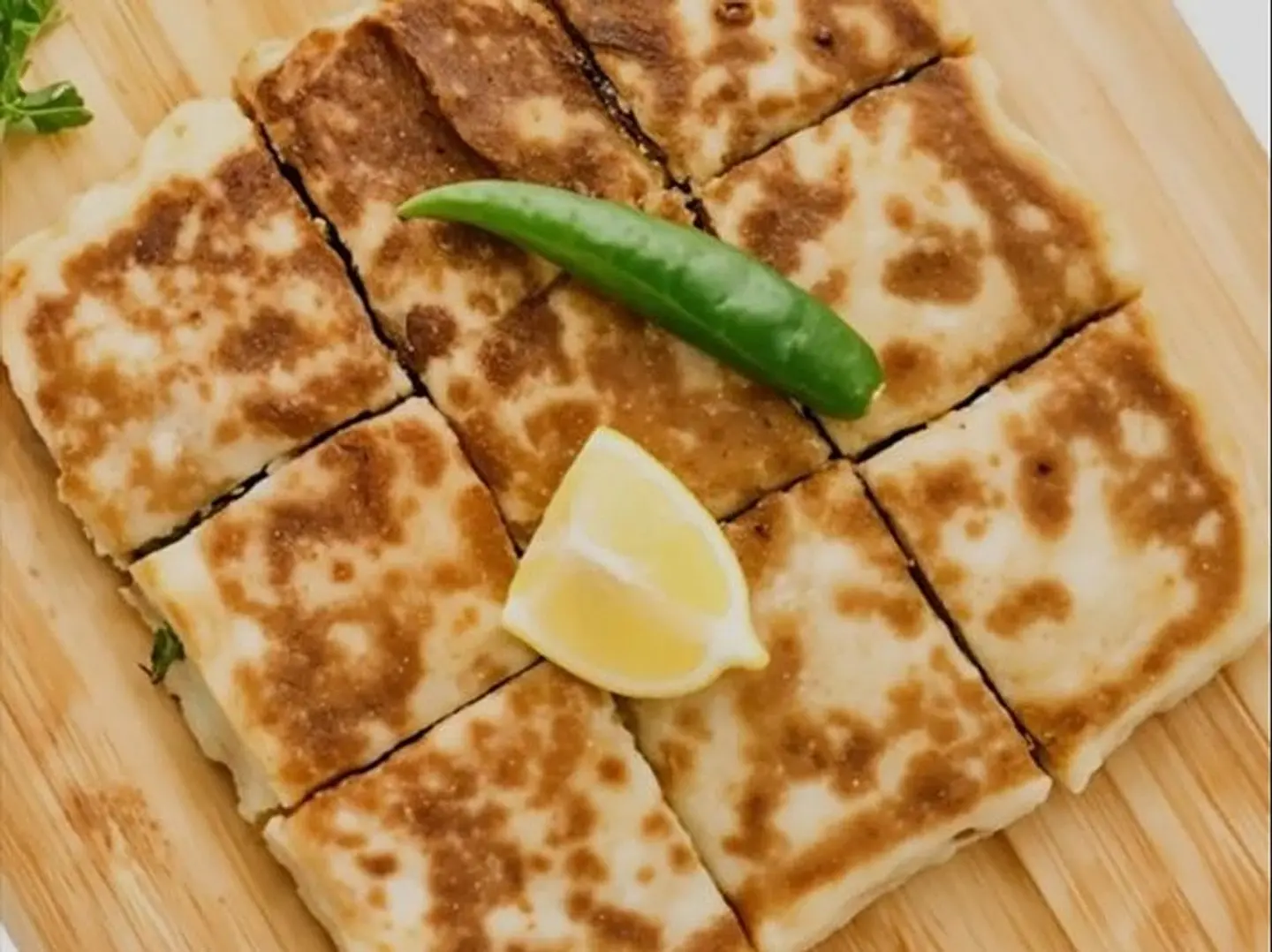 مطبق حلو مور