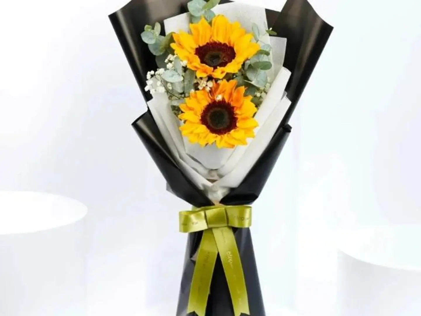 باقة عباد الشمس المشمسة