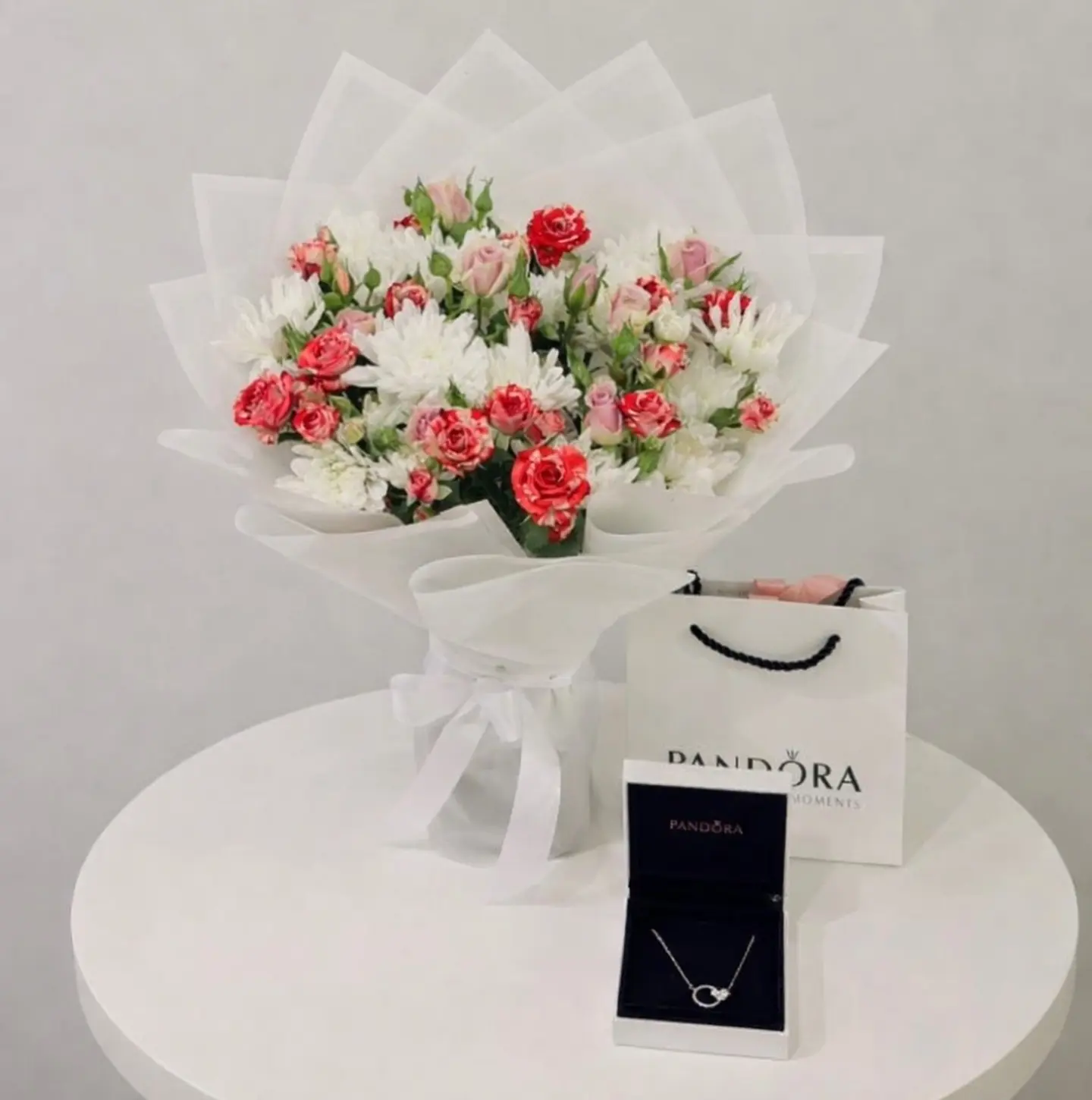 Pandora Necklace With A Luxurious Mixed Bouquet And A Complimentary Card