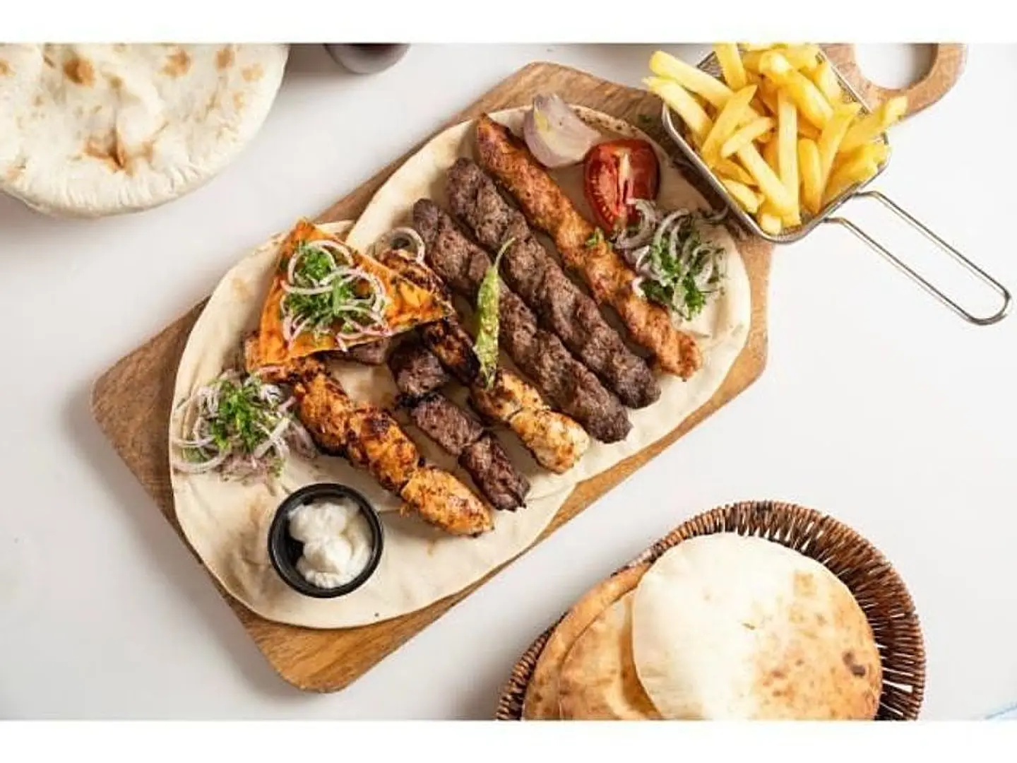 طبق مشاوي عائلي