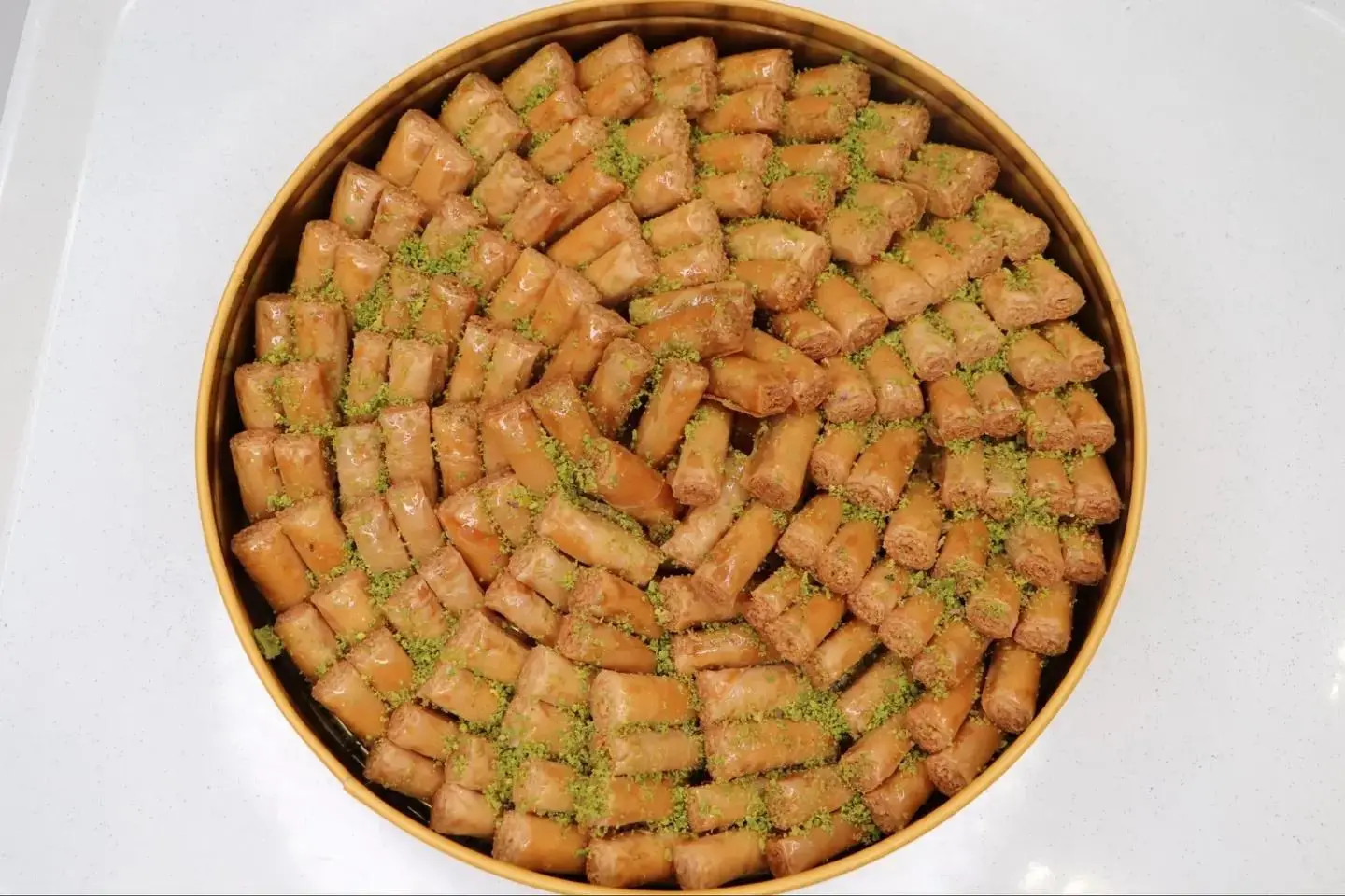 Whole Pistachio Fingers 1 Kg