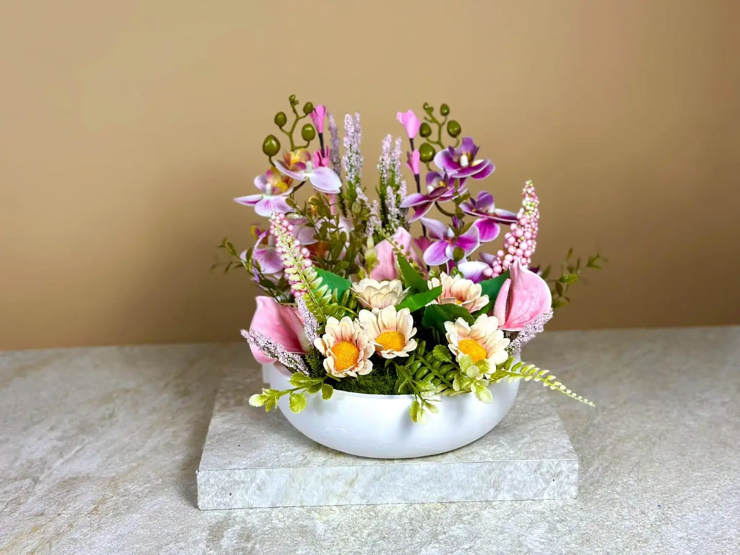 Silk Dew Decor