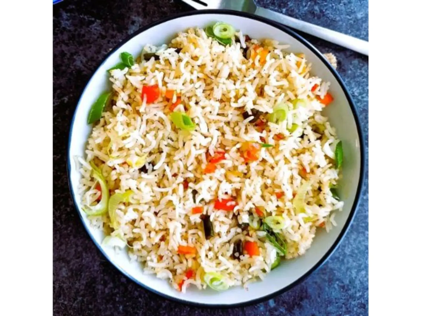 أرز مقلي بالخضار