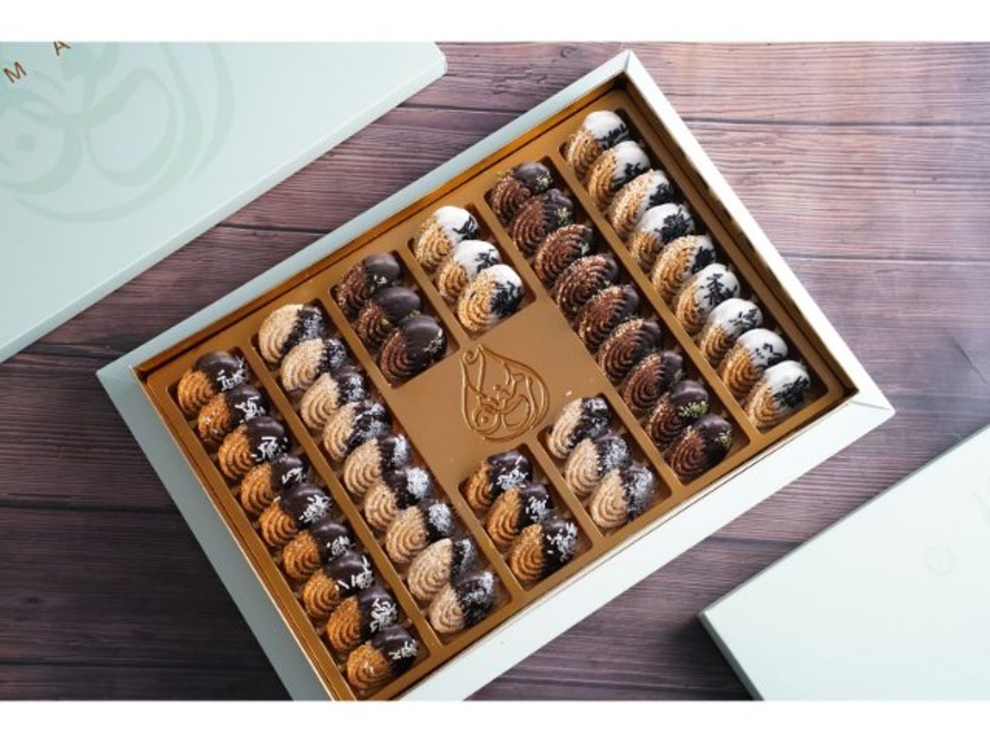 Crispy Petit Four Mix