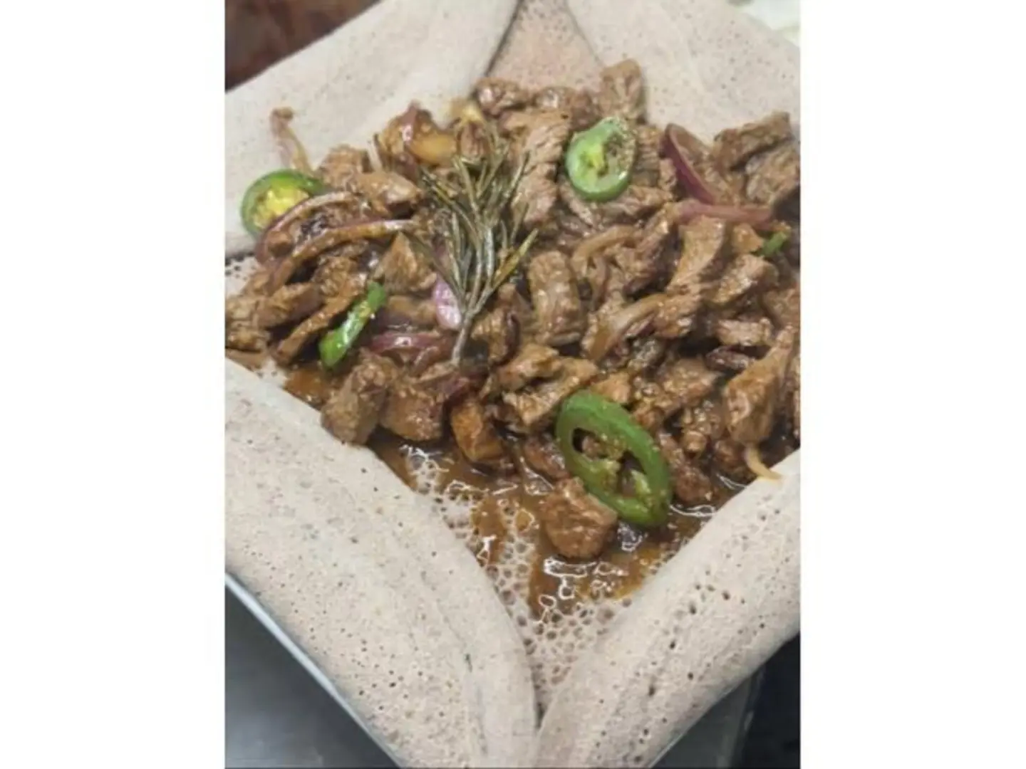 لحم طري مطهو