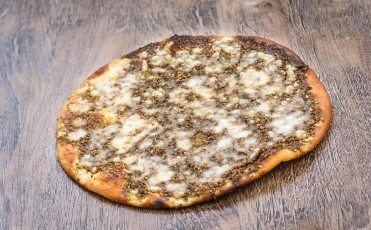 فطيرة جبن زعتر