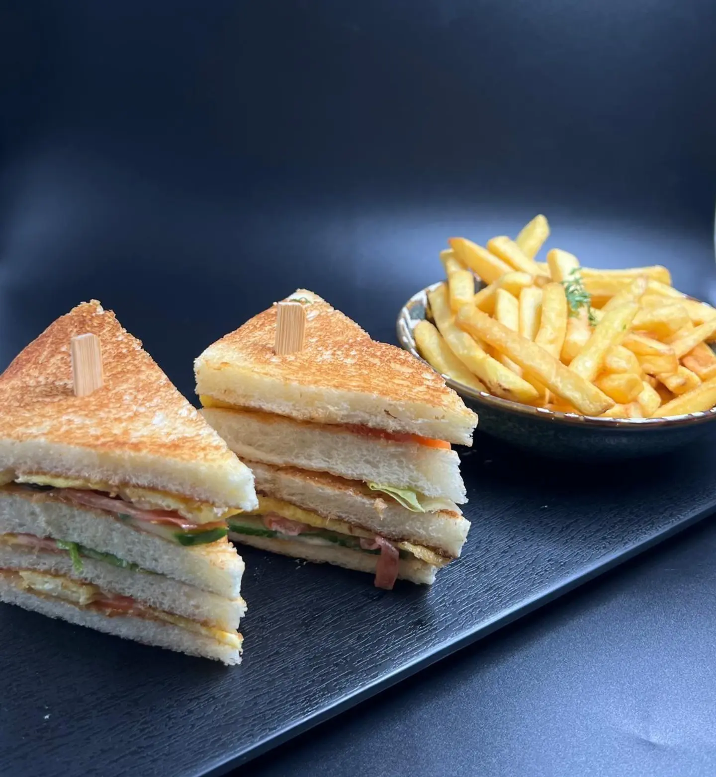 Club Sandwich With Egg