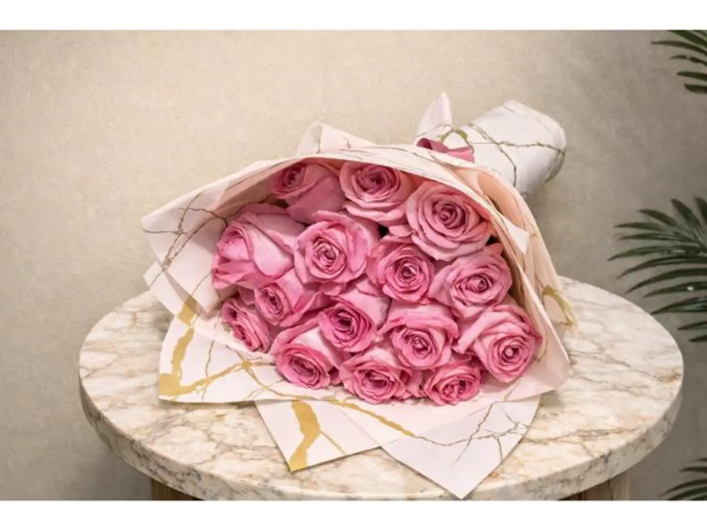 باقة الجوري وردي