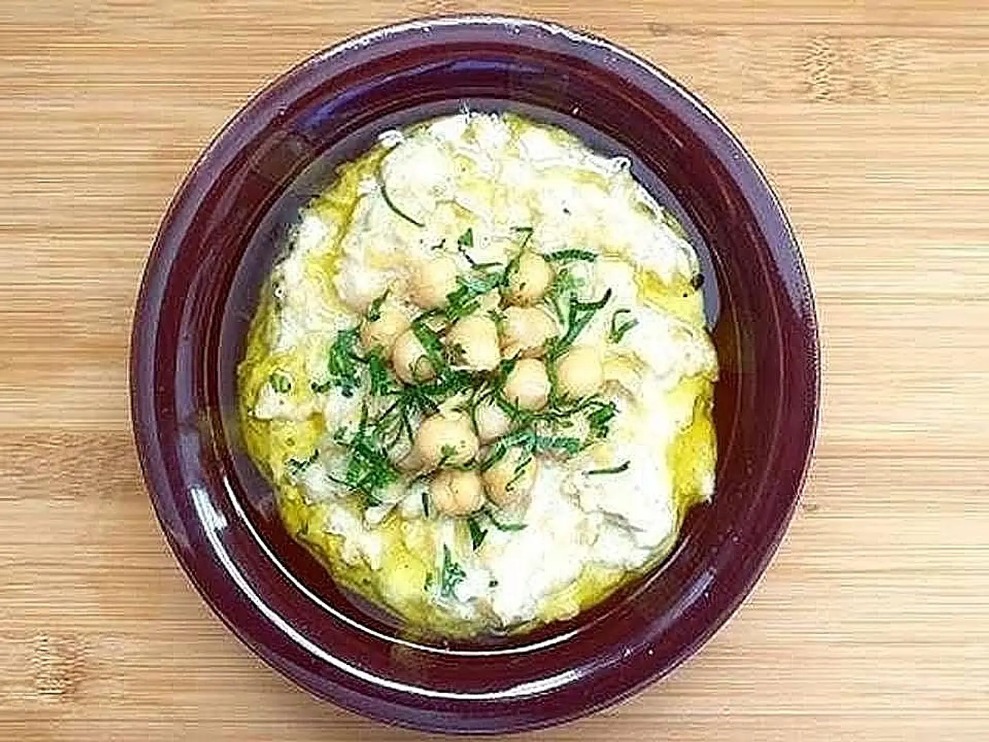 مسبحة باللبن