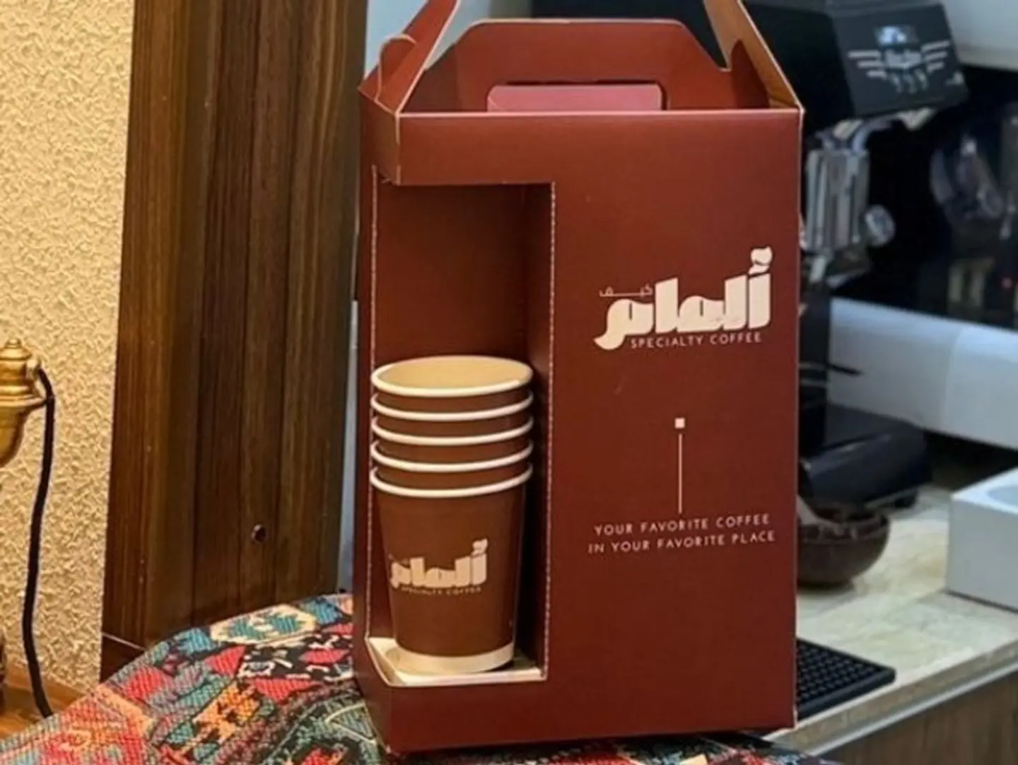 بوكس قهوة اليوم حار