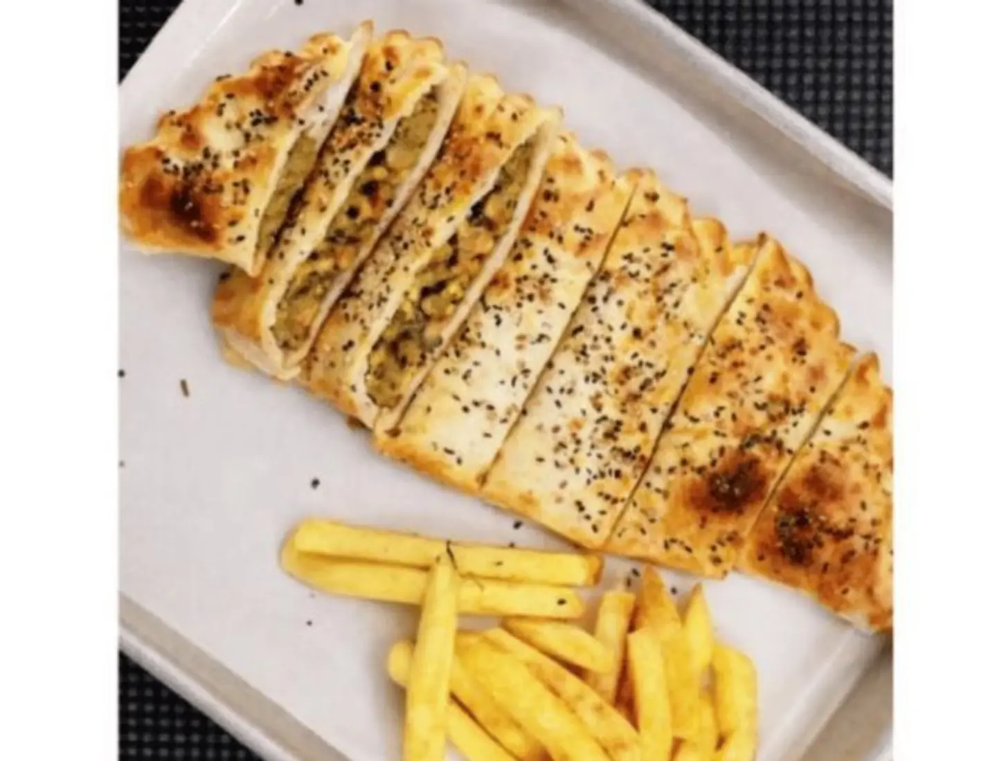 Falafel Special Pie