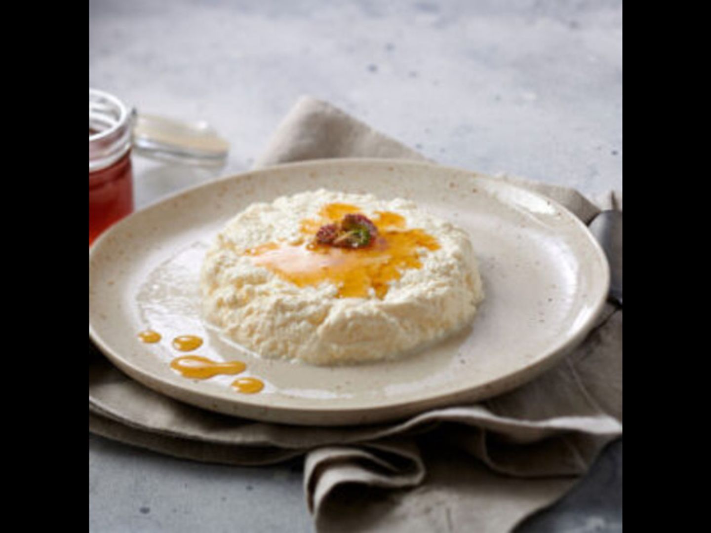 Cream With Honey