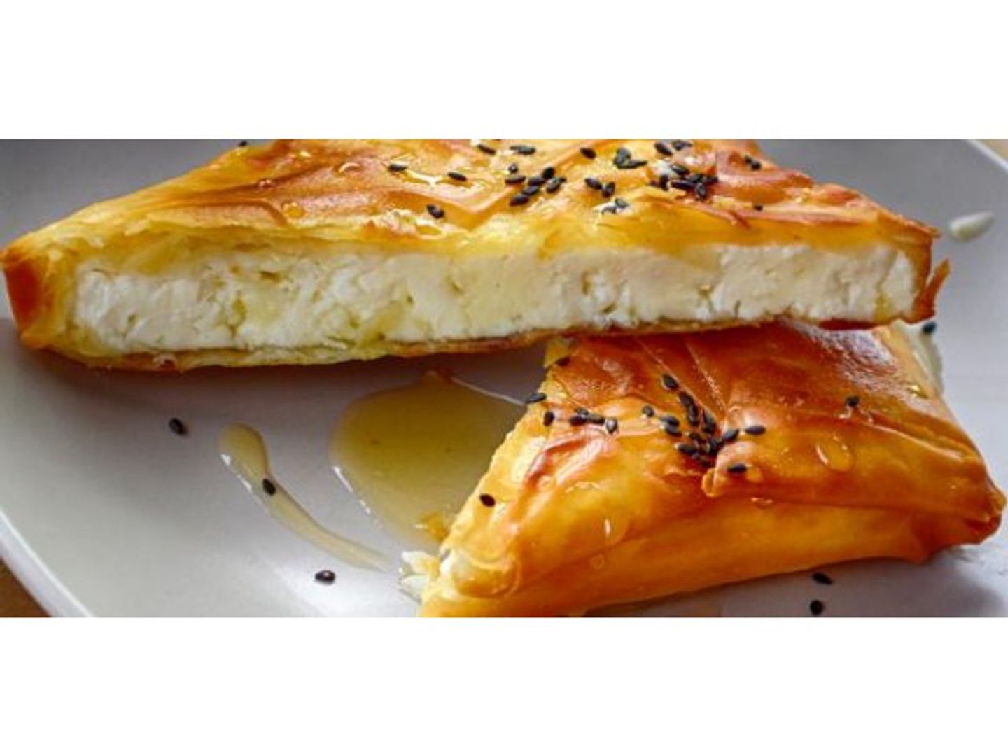جبن وعسل