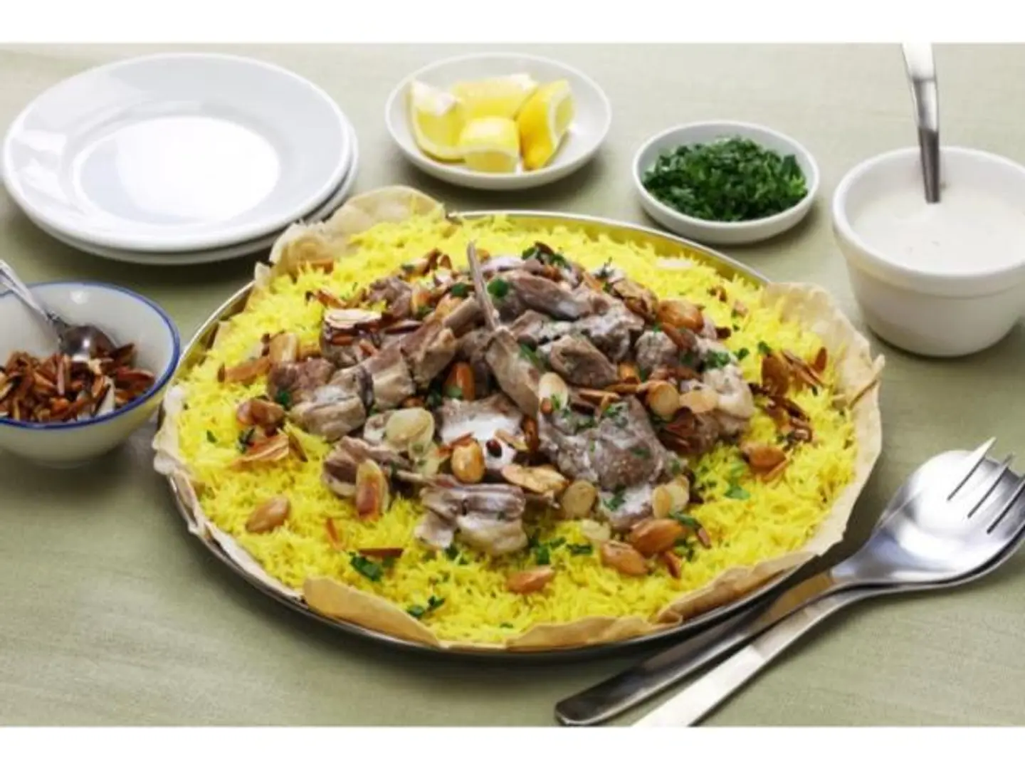 منسف لحم اردني بالجميد