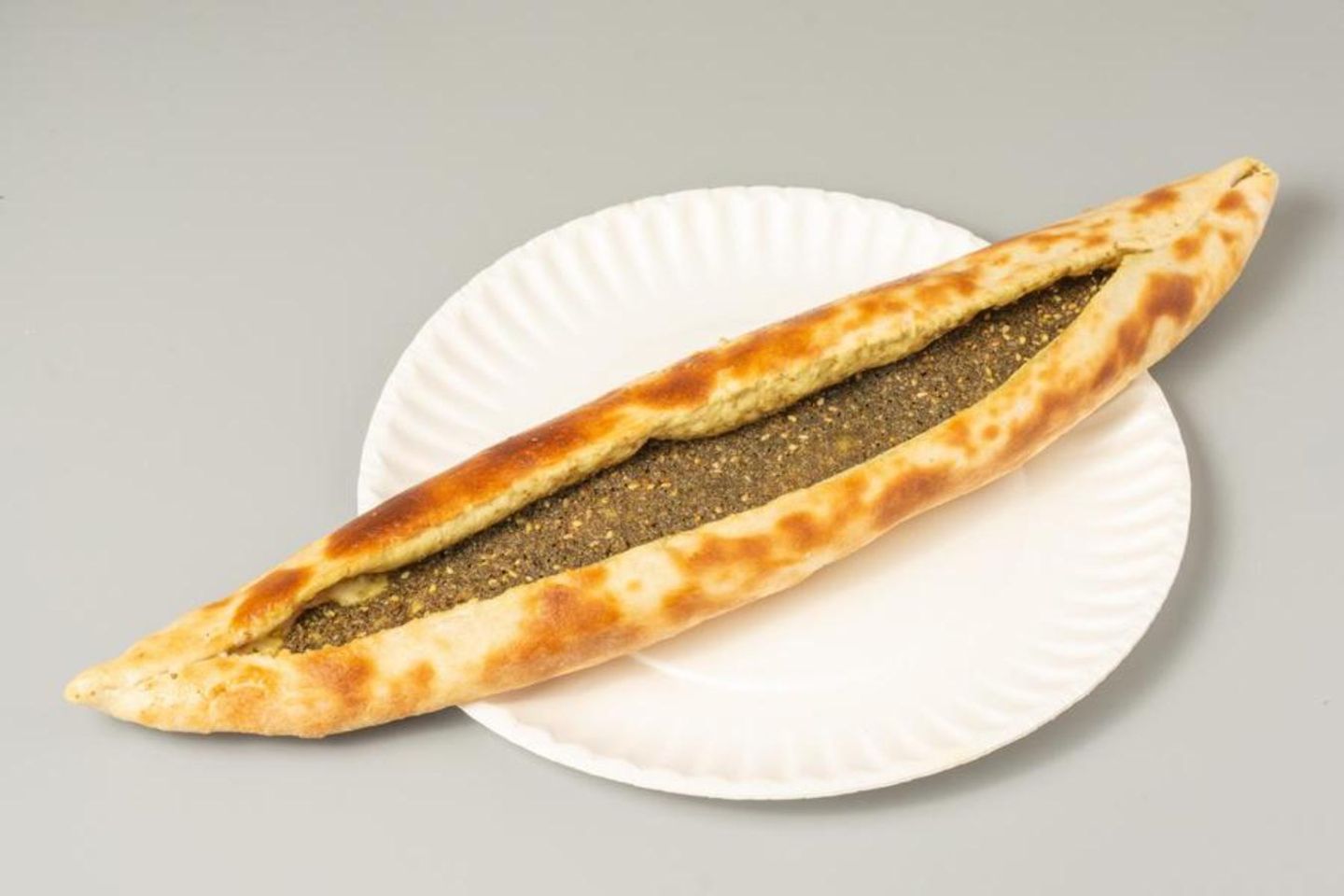 فطيرة لبنة بالزعتر
