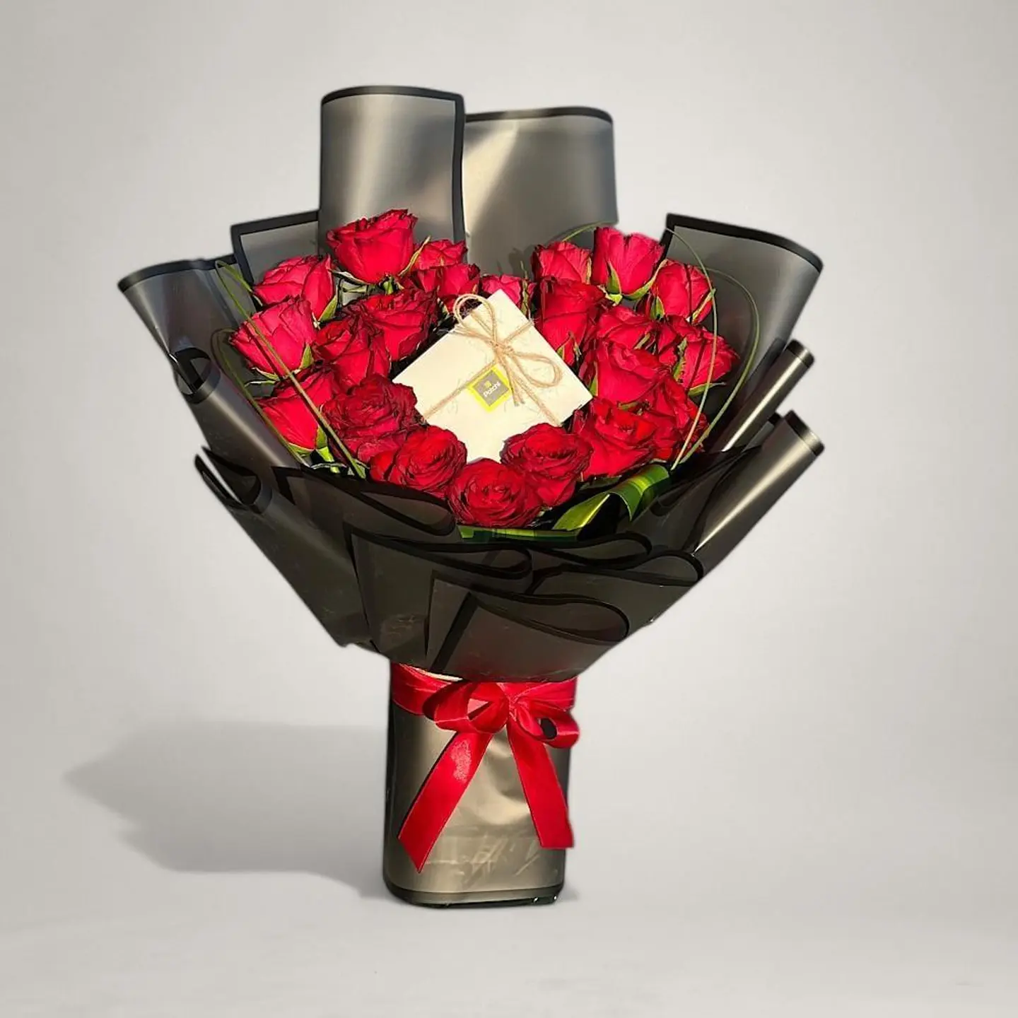 باقة جوري مع باتشي