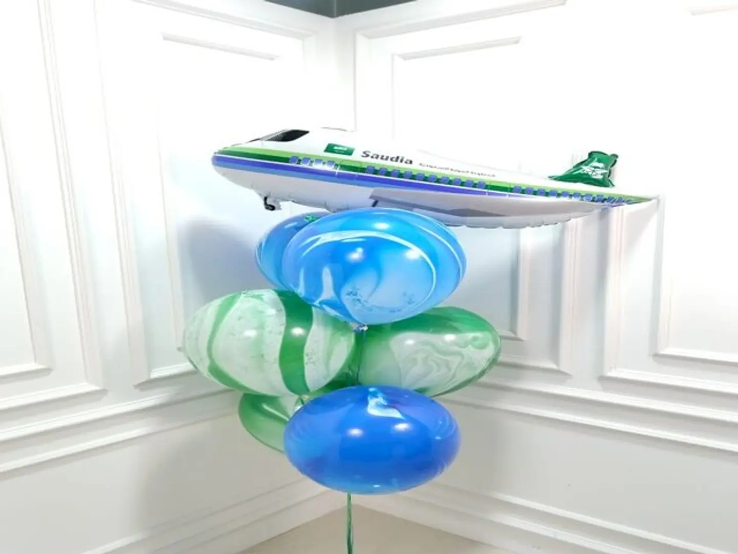 Airplane Welcome Back Set Balloons Filled With Heluim