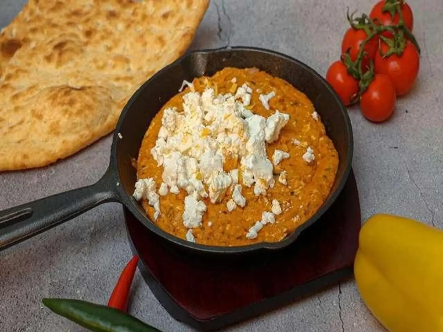 Shakshouka Adeni With White Cheese