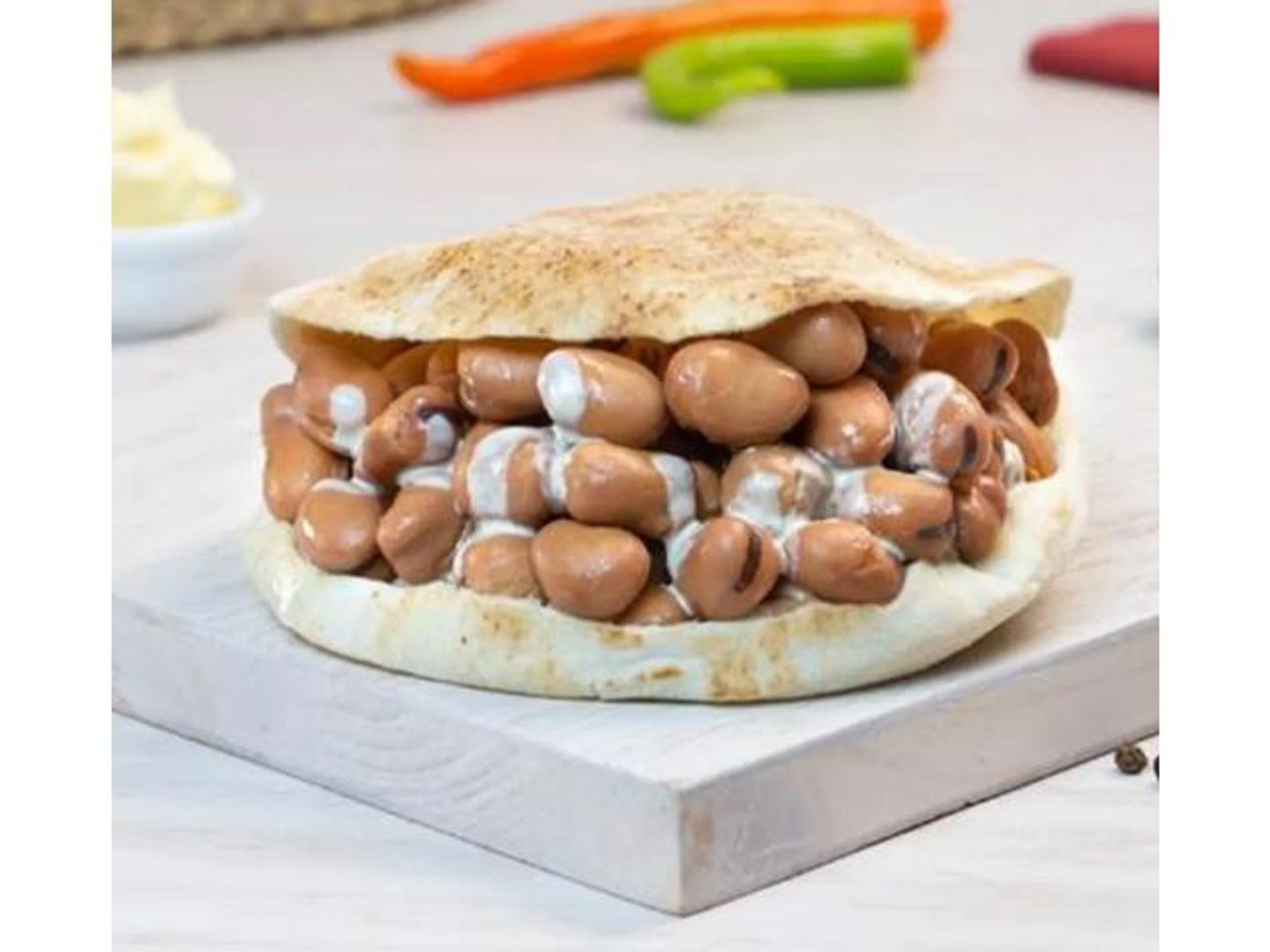 ساندوتش فول بالزبدة
