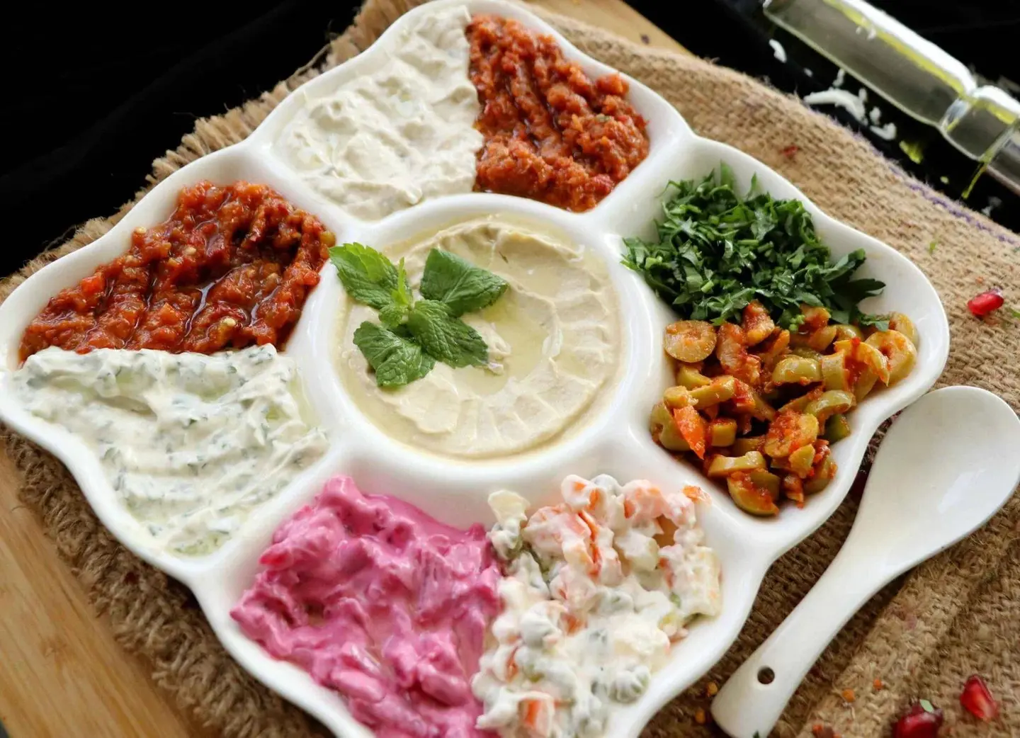 صحن سلطة مشكل كبير
