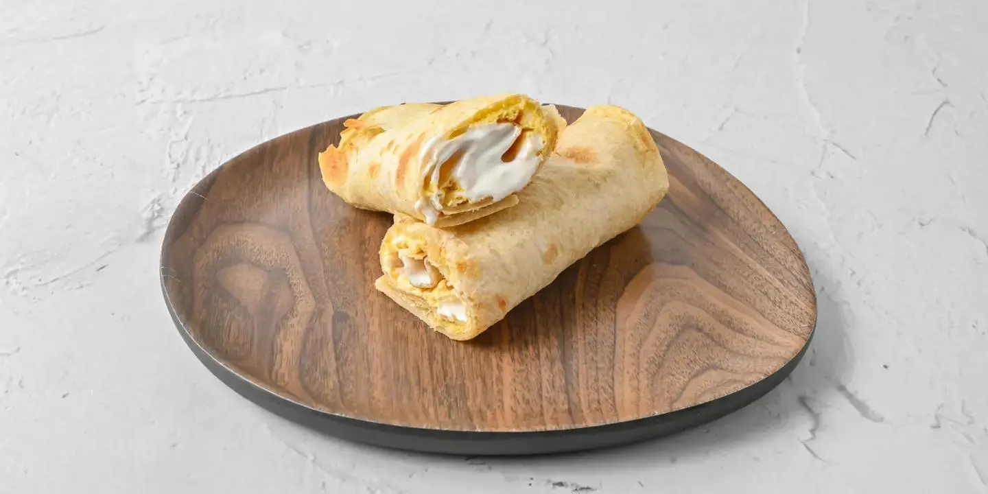 فطيرة بيض مقلي جبن