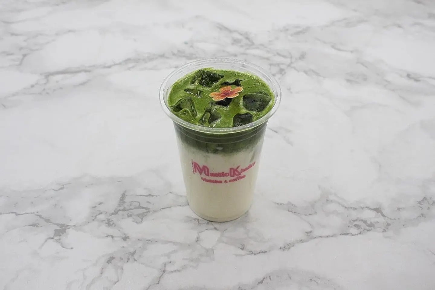 ماتشا لاتيه-غيرمحلى