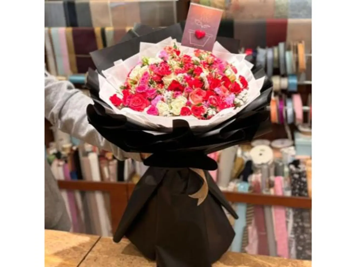 Cheerful Baby Rose Bouquet