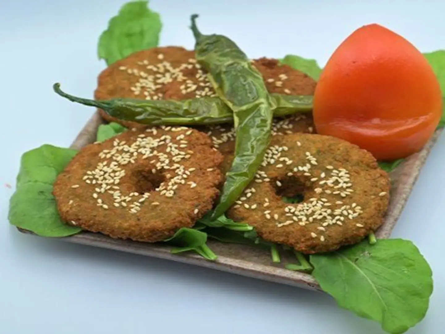 طعمية يقدم لشخصين (فلافل)