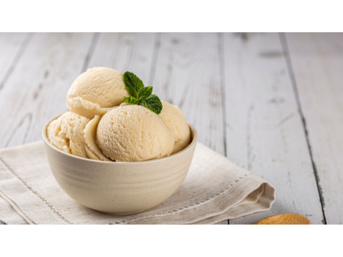 Nuts Ice Cream