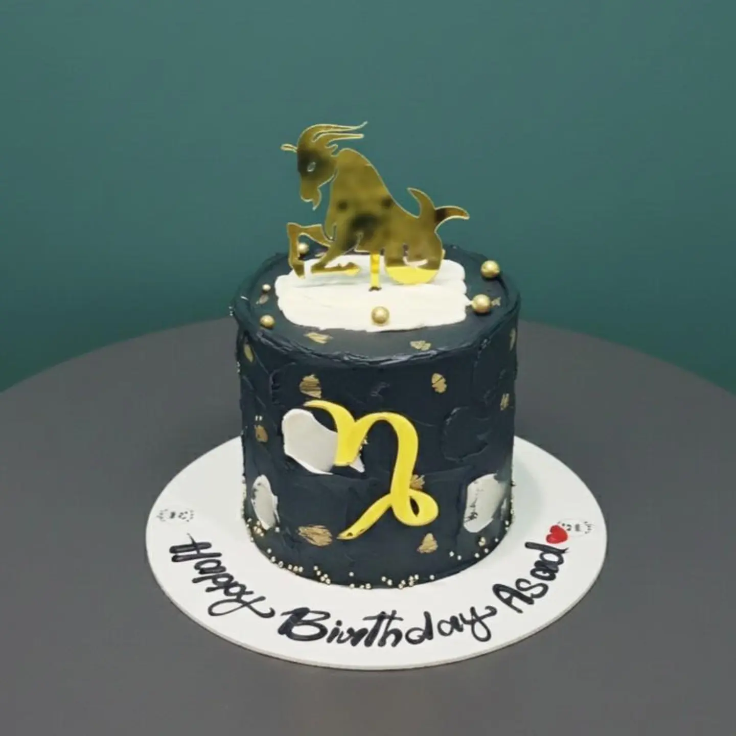 Capricorn Black