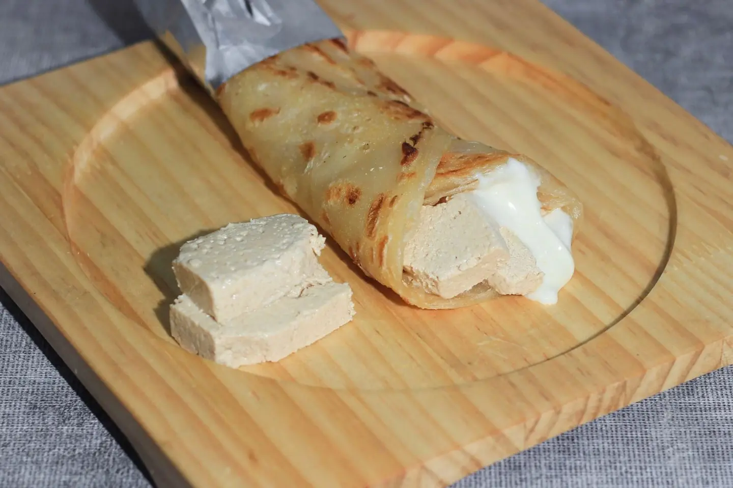 طحينية بالجبن