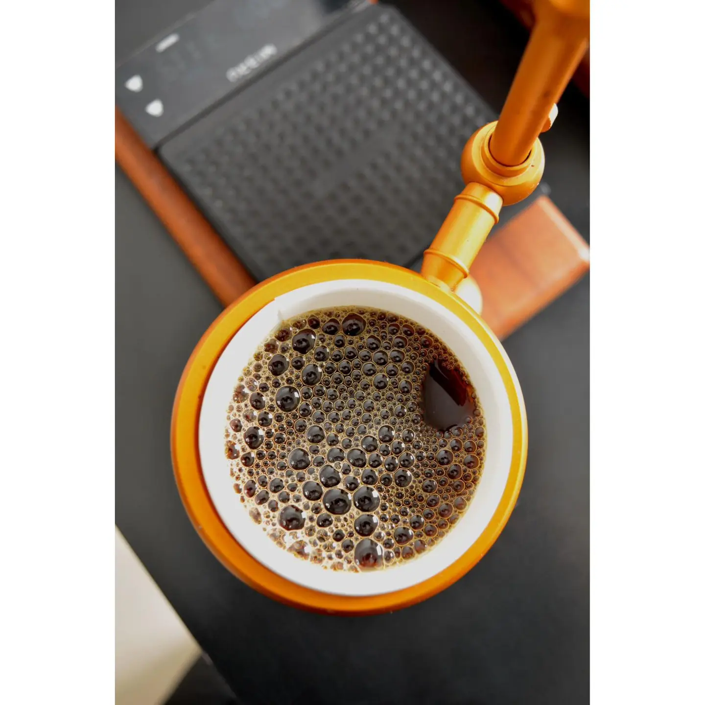 V 60