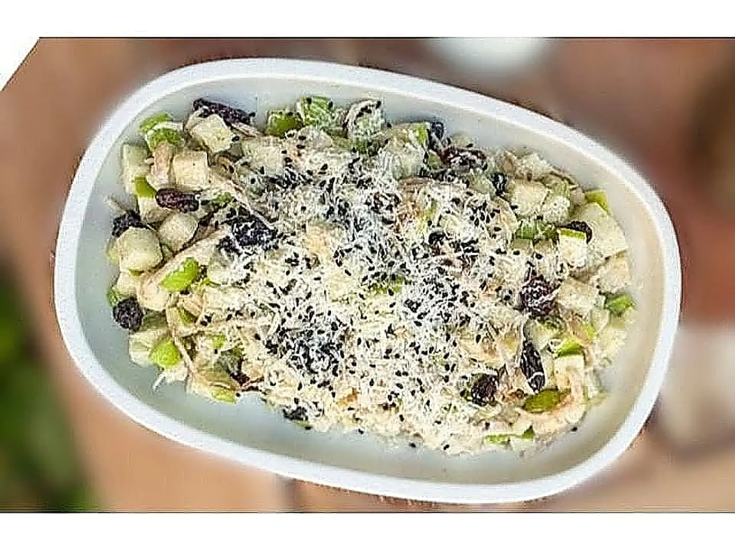تفاح اخضر مع الدجاج المشوي مع البارميزان تشيز