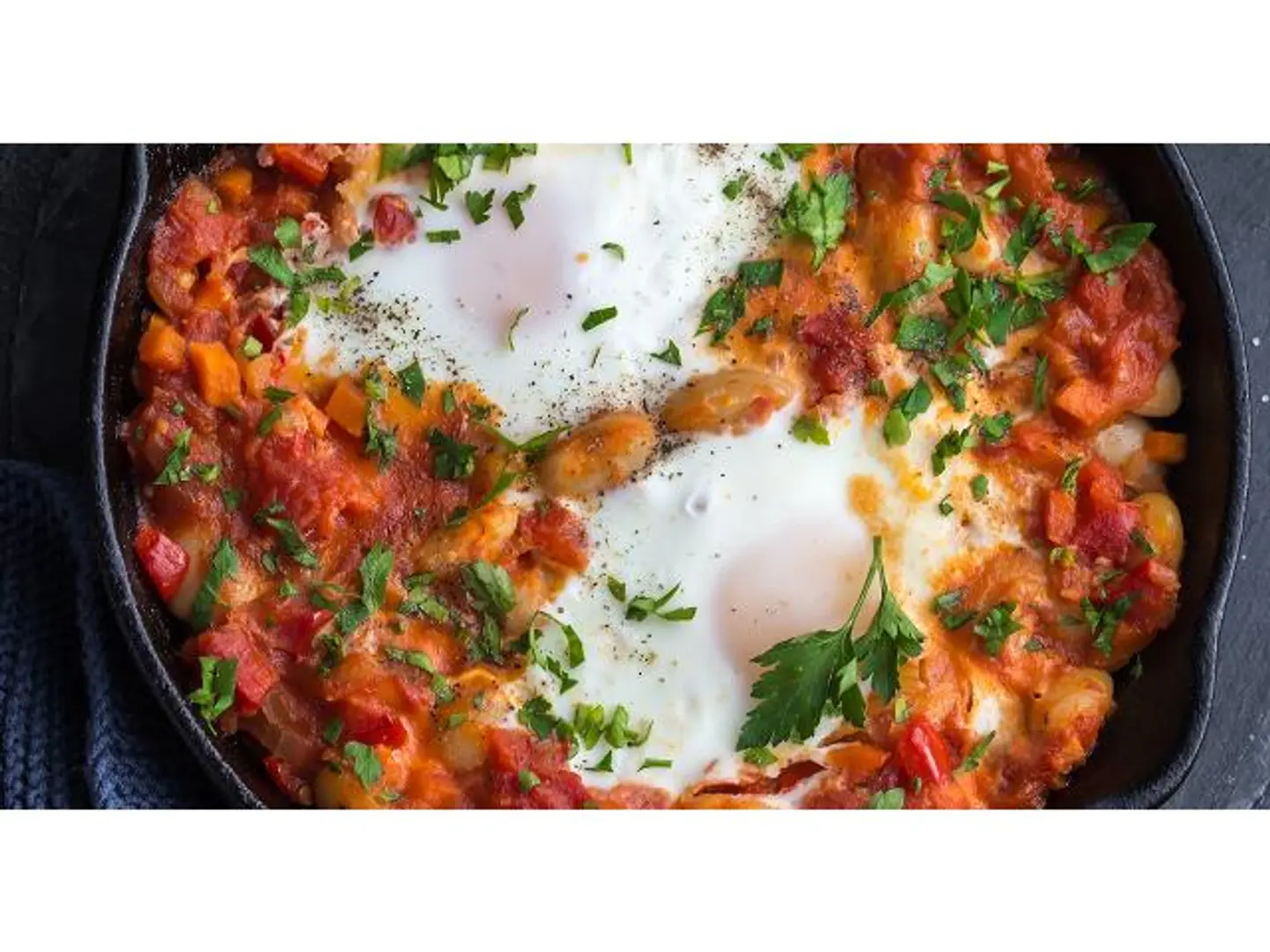 فاصوليا مع البيض