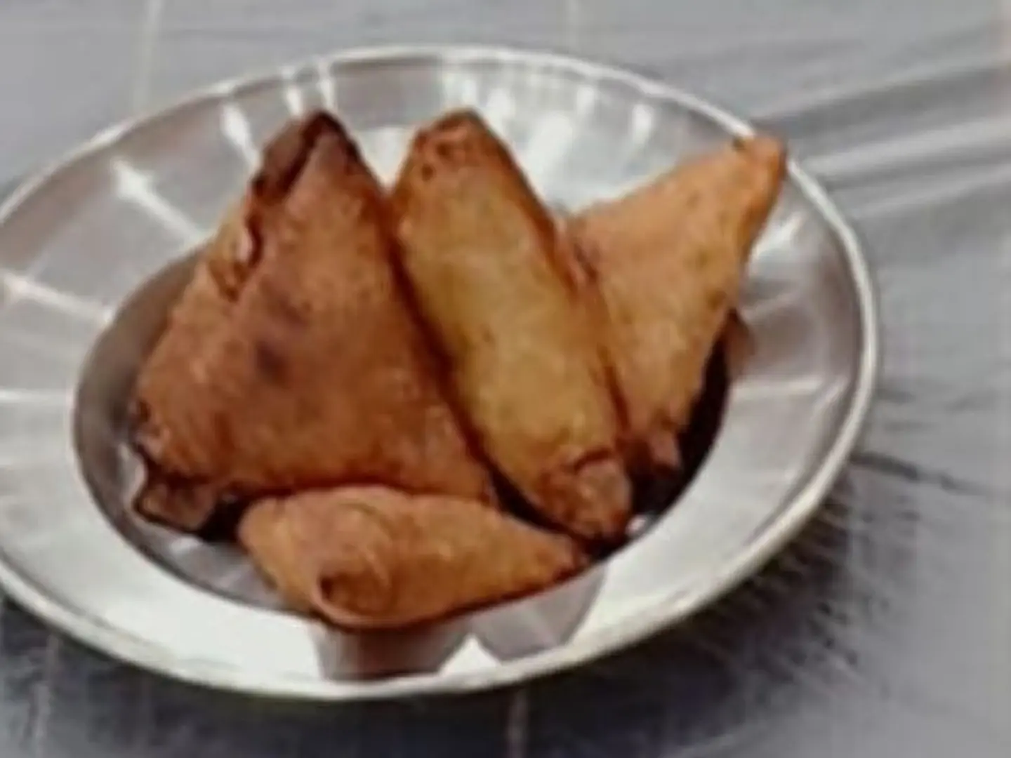 سمبوسه لحم كيلوه