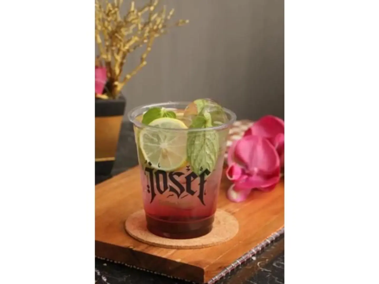 Pomegranate Mojito