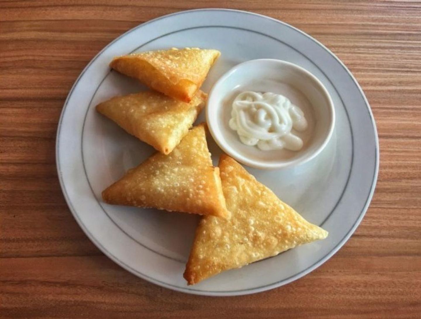 سمبوسة بالجبن