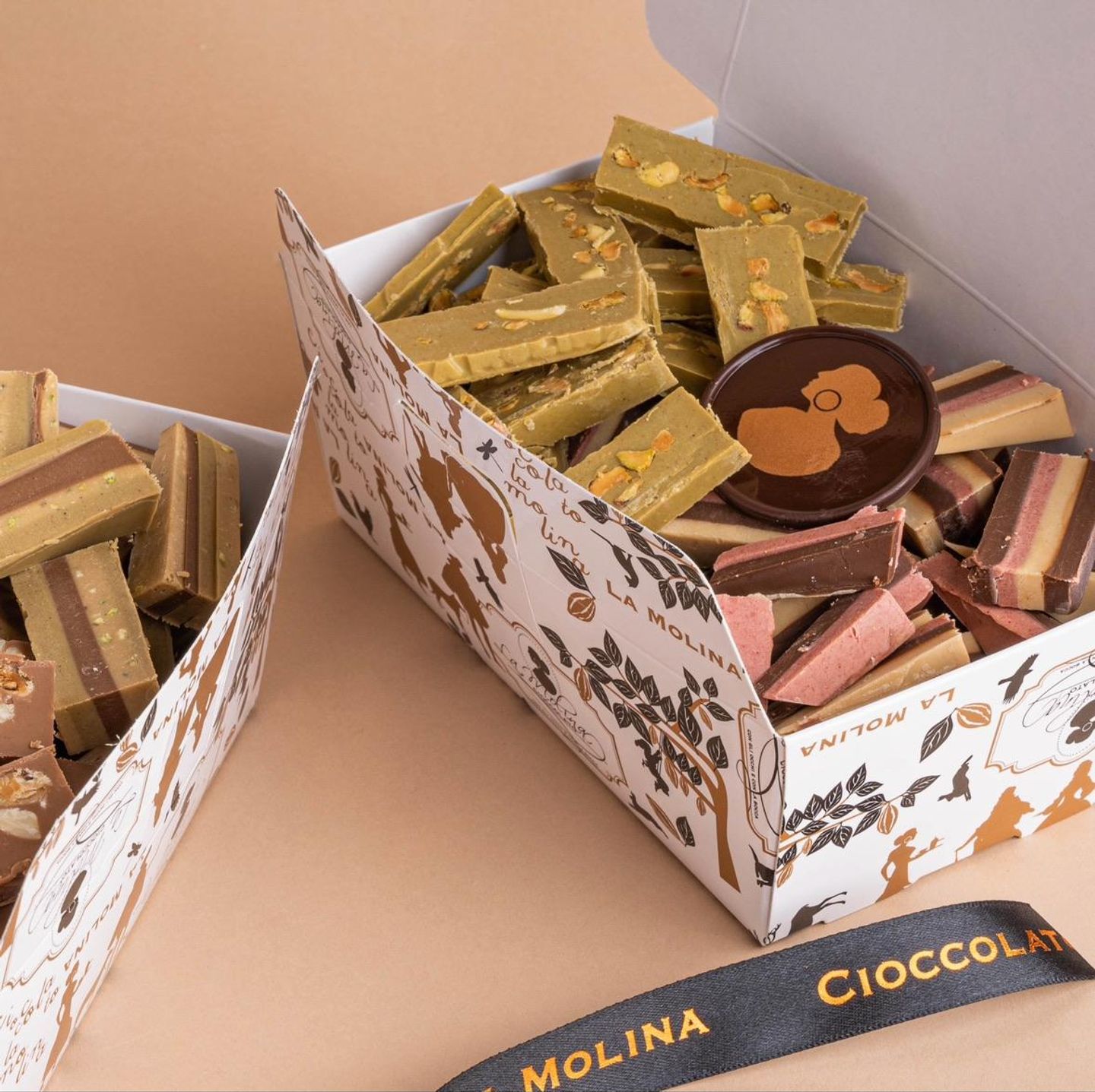 Sliced Raspberry Ottavio And Salted Pistachio Bar 500 G