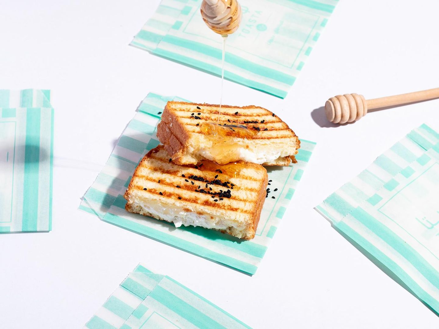 Mozzarella Cheese Toasta And Honey