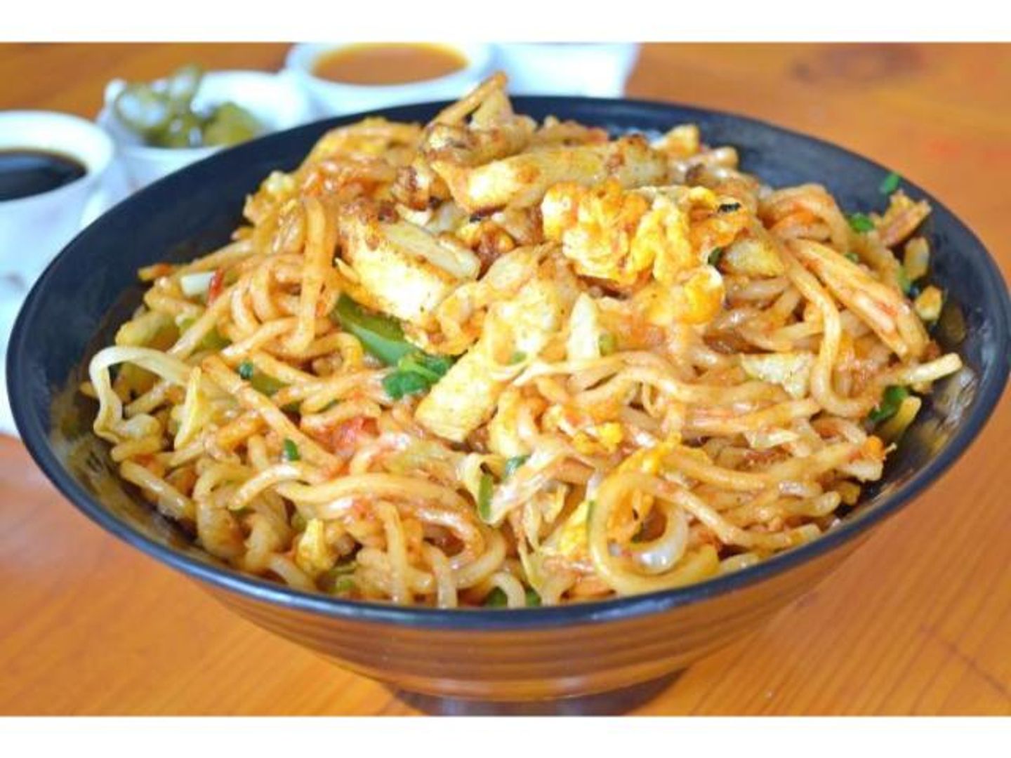 Spicy Garlic Egg Noodles