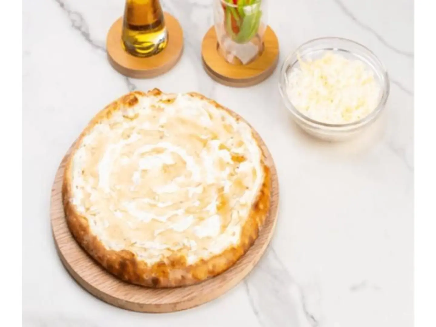 Labneh With Honey Manqusha