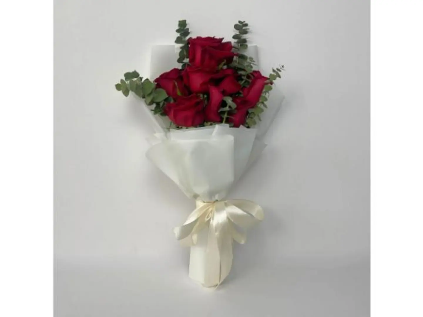 باقة شكراً لأنك كنت الضوء في ظلام الأيام