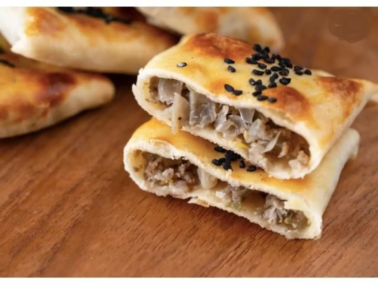 Yaghmash With Meat & Cheese 1 Piece