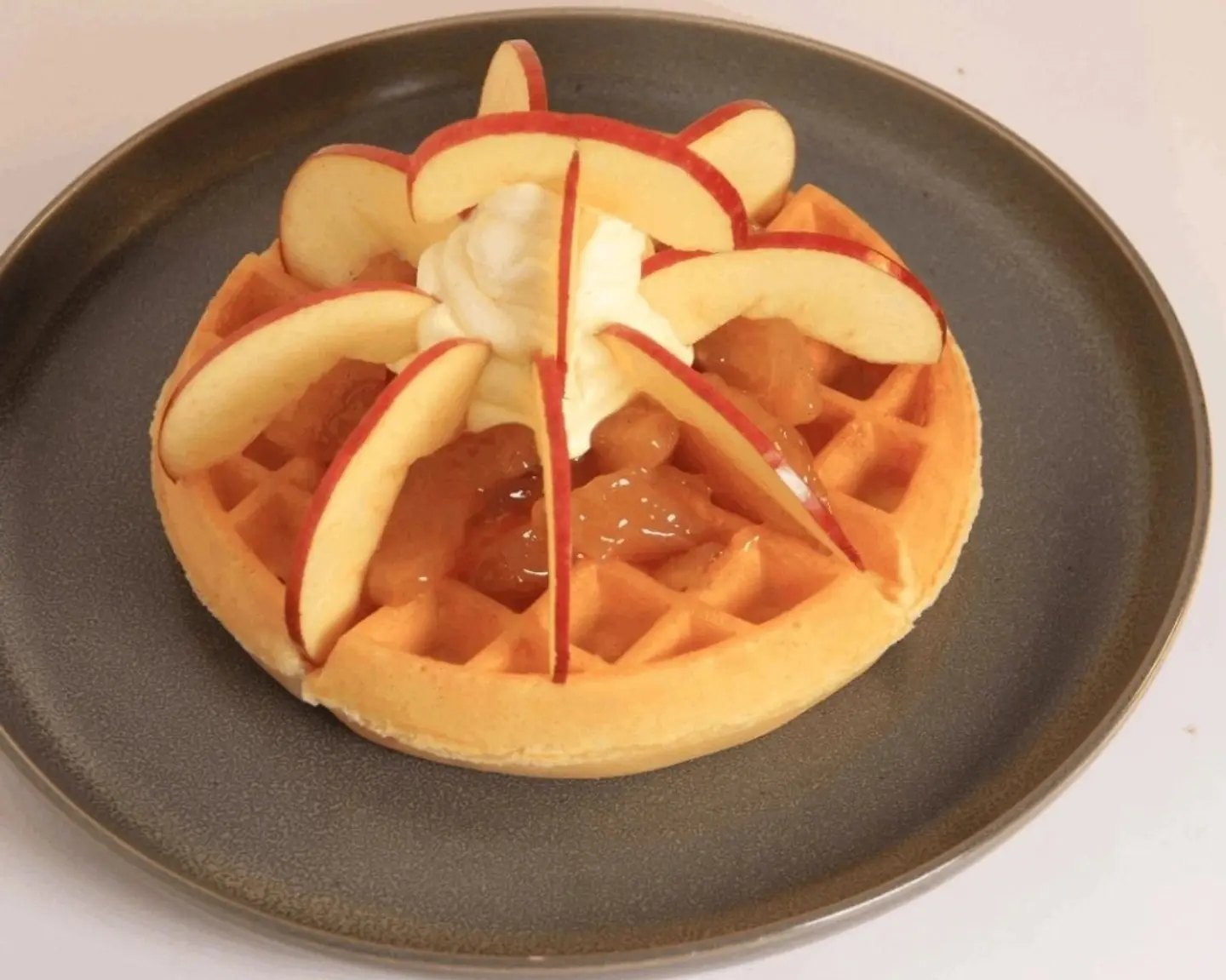Apple And Cinnamon Waffles