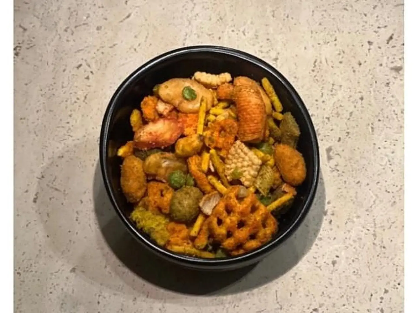 مكسرات يابانية