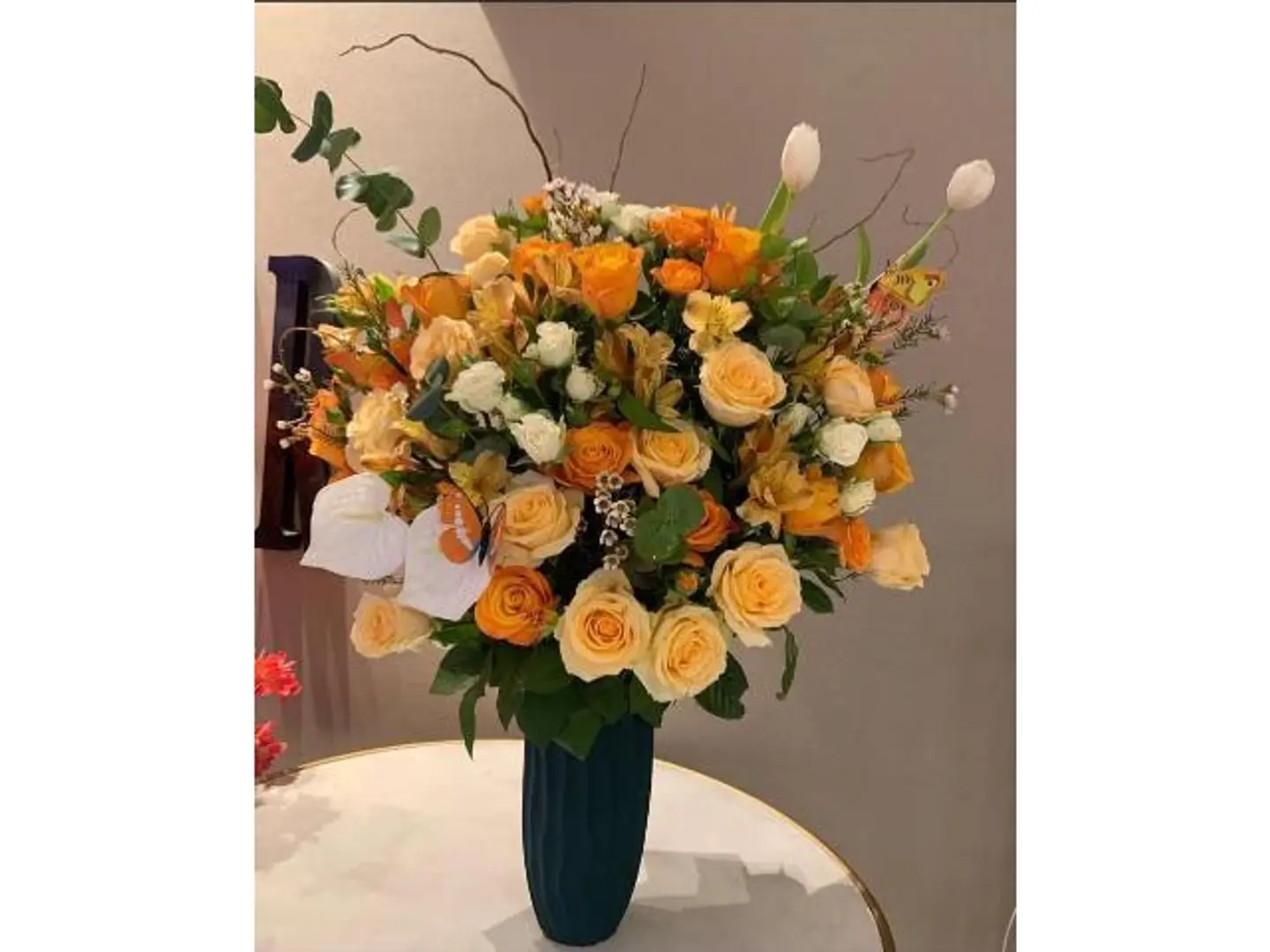 Elegance Mixed Vase