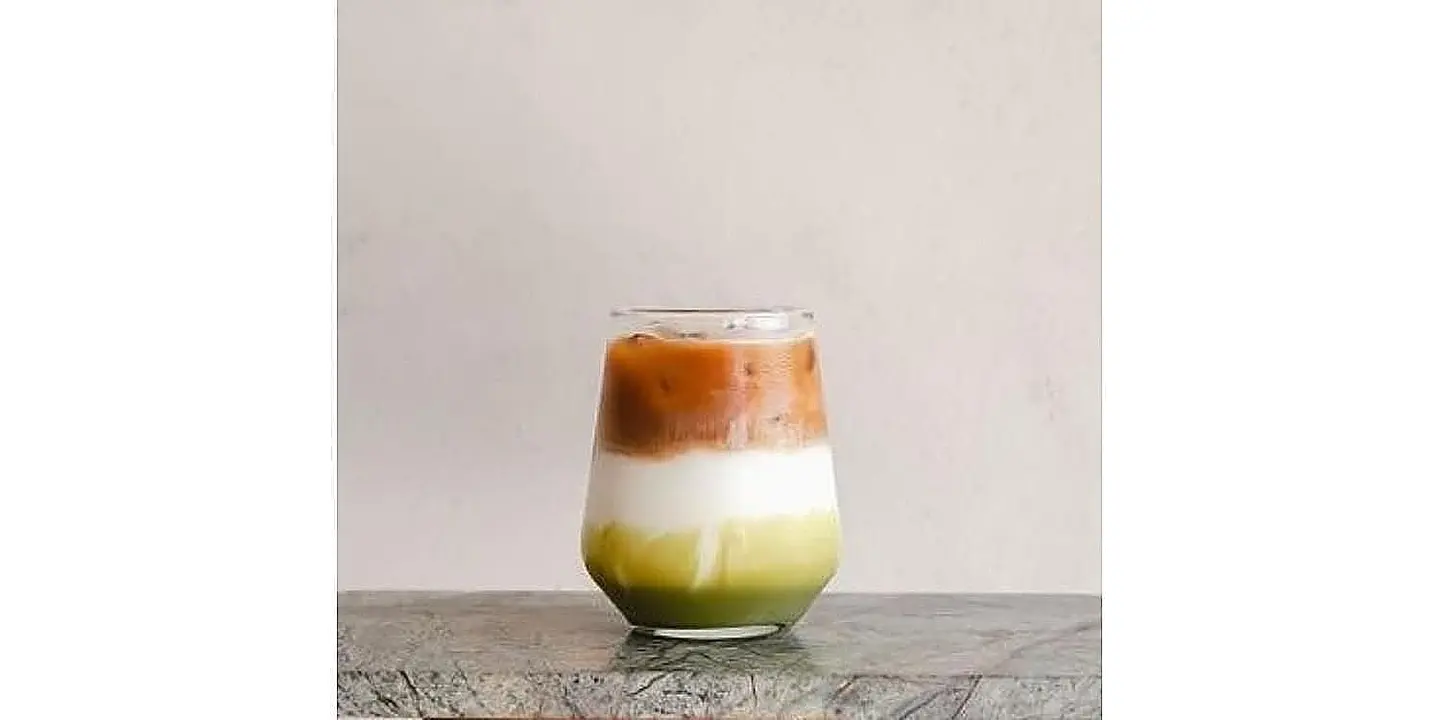 فستق كرنش لاتيه مثلج