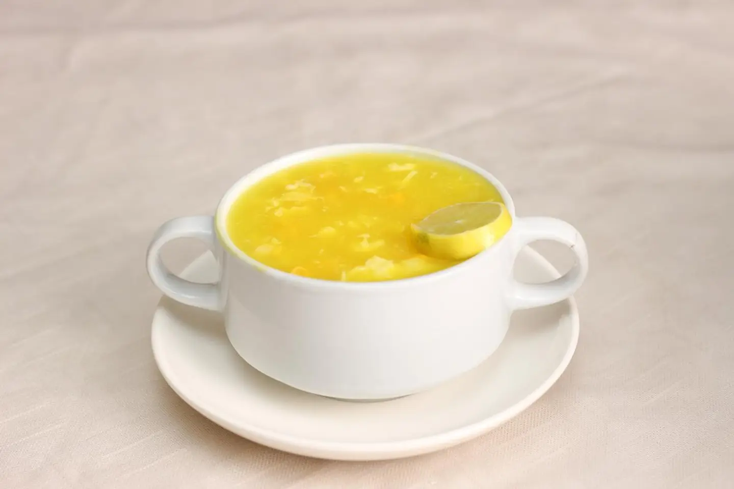 شوربة حارة حارقة مع دجاج